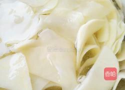土豆炒豆皮的做法图解2