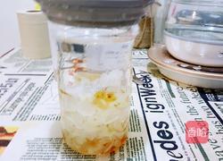 鲜炖桃胶皂角米银耳糖水的做法图解3