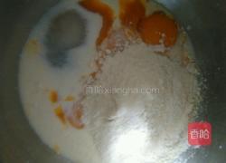威风蛋糕的做法图解2
