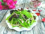 芹菜木耳炒肉丝