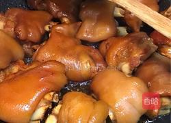 花生猪手煲的做法图解6