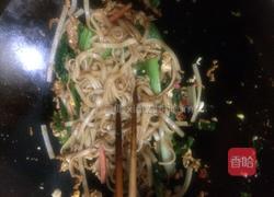 炒河粉的做法图解10