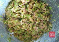 青椒肉馅包子的做法图解8
