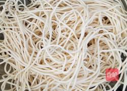 粽香扁豆焖面的做法图解1