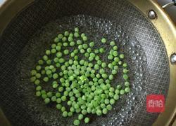 虾仁土豆山药饼的做法图解3