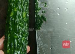 手拍酸辣青瓜的做法图解4