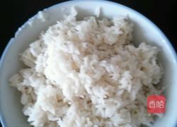 培根土豆蛋炒饭（无明显蛋块）的做法图解1