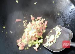 培根土豆蛋炒饭（无明显蛋块）的做法图解5