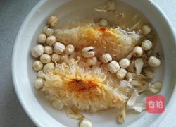 银耳汤的做法图解1