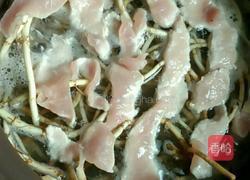鱼腥草瘦肉鲫鱼汤的做法图解4