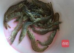 水煮虾的做法图解1