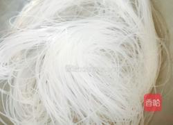 蒜蓉粉丝蒸虾的做法图解2