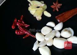 卤猪蹄的做法图解1