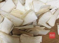 杏鲍菇炒肉的做法图解3