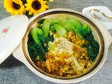 菌菇滑鸡煲仔饭