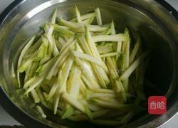 西葫芦煎饼的做法图解2