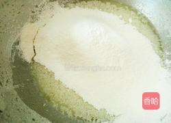 婴儿米粉拉花戚风（8寸）的做法图解5