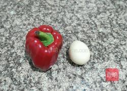彩椒蒸蛋羹的做法图解1