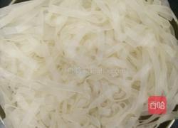 广式拌河粉的做法图解1