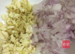 雪梨肉丸汤的做法图解2