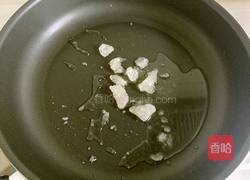红烧肉焖蒜薹的做法图解7