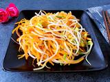 胡萝卜丝炒豆芽