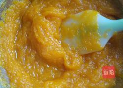 豆沙馅南瓜饼的做法图解2