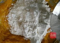 豆沙馅南瓜饼的做法图解3