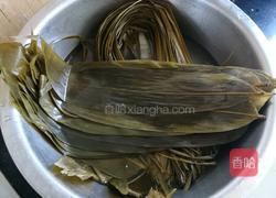 红豆蜜饯西米粽的做法图解1