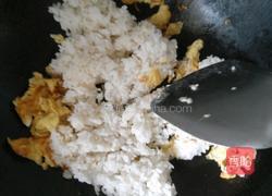 家常酱油炒饭的做法图解3