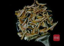 香芹炒猪耳朵的做法图解4