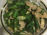 秋葵炒肉