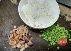 鱿鱼炒饭的做法图解1