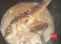 红烧鲤鱼的做法图解5