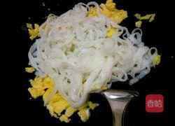 鸡蛋炒河粉的做法图解4