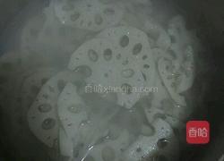 凉拌藕片的做法图解3
