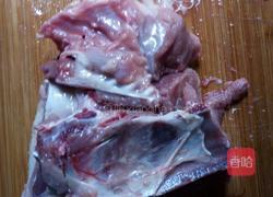 长参炖鸭肉的做法图解2
