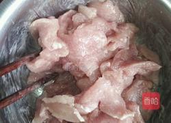 肉炒蒜薹的做法图解1