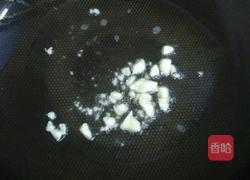 西蓝花炒西红柿的做法图解3