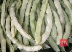 猪肉芸豆水饺的做法图解3