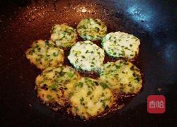 韭菜土豆饼的做法图解10