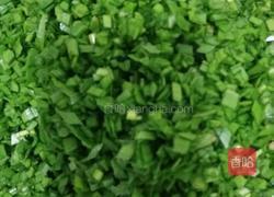 韭菜鸡蛋海米饺子馅的做法图解3