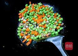 毛豆炒肉的做法图解7