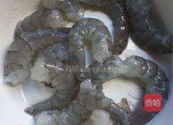 鲜虾猪肉馄饨的做法图解1