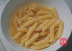 奶油虾仁芦笋面的做法图解1