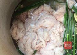 大肠炒豆芽的做法图解2