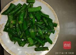青椒煸鸡的做法图解5