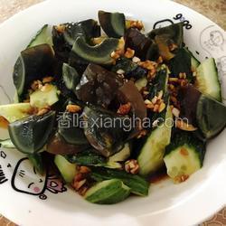 凉拌黄瓜松花蛋的做法 菜谱 香哈网