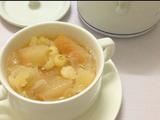 川贝雪梨炖银耳