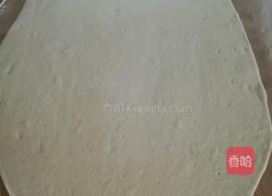 胡罗卜粉花卷的做法图解2
